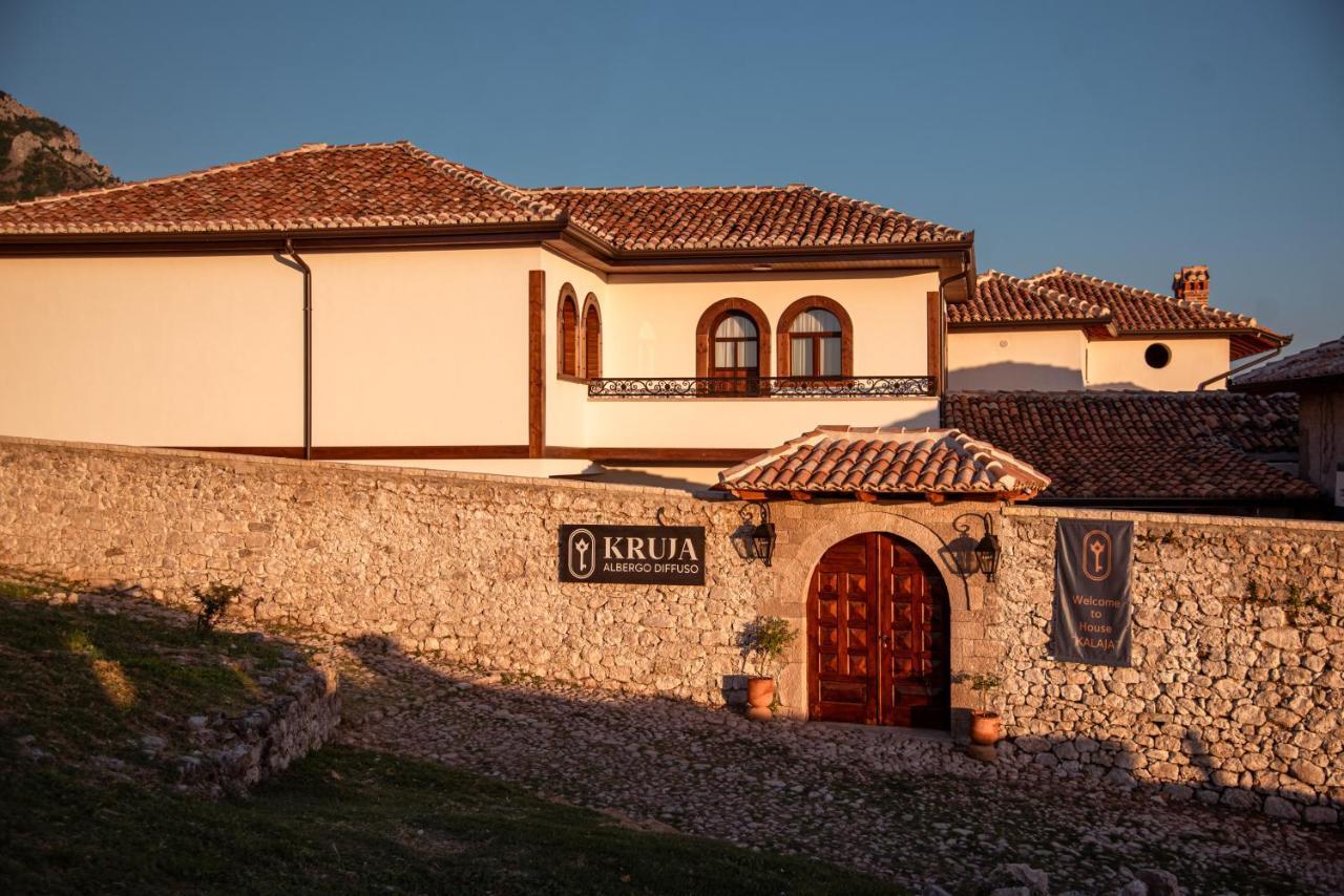 Kruja Albergo Diffuso , Inside Kruja Castle Экстерьер фото