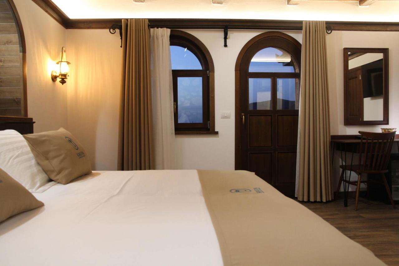 Kruja Albergo Diffuso , Inside Kruja Castle Экстерьер фото