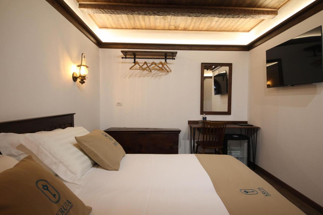Kruja Albergo Diffuso , Inside Kruja Castle Экстерьер фото