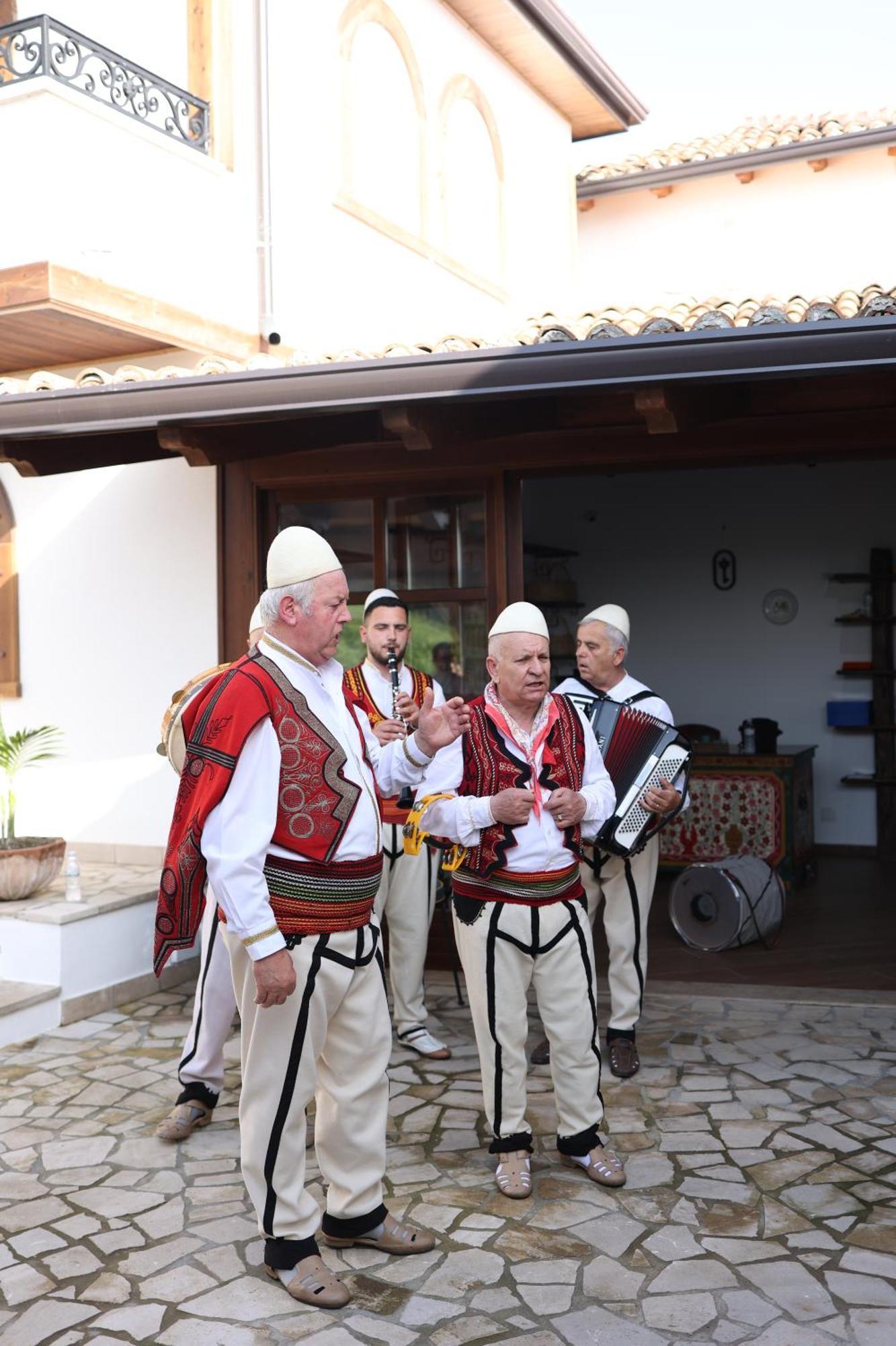 Kruja Albergo Diffuso , Inside Kruja Castle Экстерьер фото