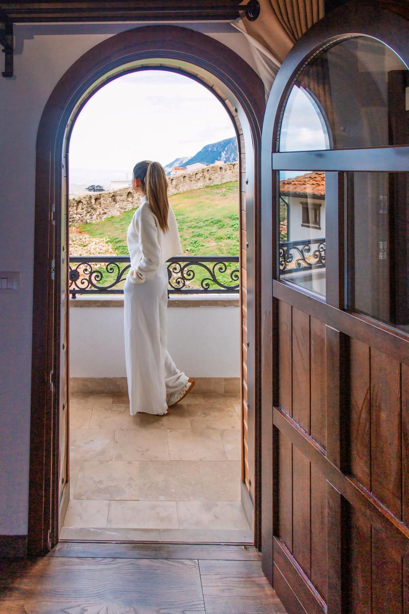 Kruja Albergo Diffuso , Inside Kruja Castle Экстерьер фото